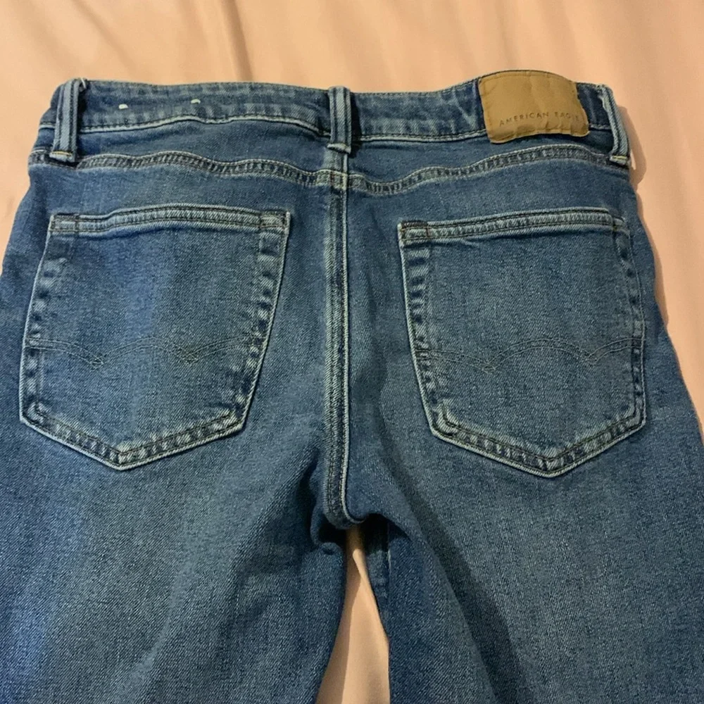 American Eagle Slim Straight Jeans. 29x32 - Picture 5 of 5